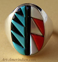 Bague pour homme ou chevalière amérindienne Zuni en argent et mosaïque de turquoise, jais, corail, nacre