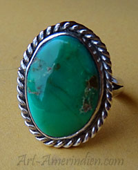 Bague Navajo en argent avec turquoise verte, symbole corde