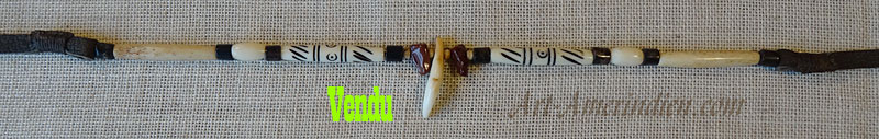choker indien en perles d'os et dent de coyote