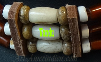 Indian choker necklace, 3 rows of horn red beads and leather spacers